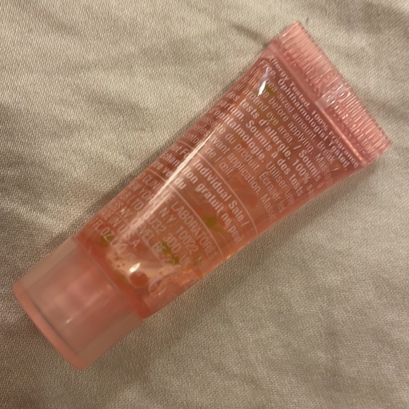 Clinique rinse off foaming cleanser and moisture surge eye - Picture 3 of 4